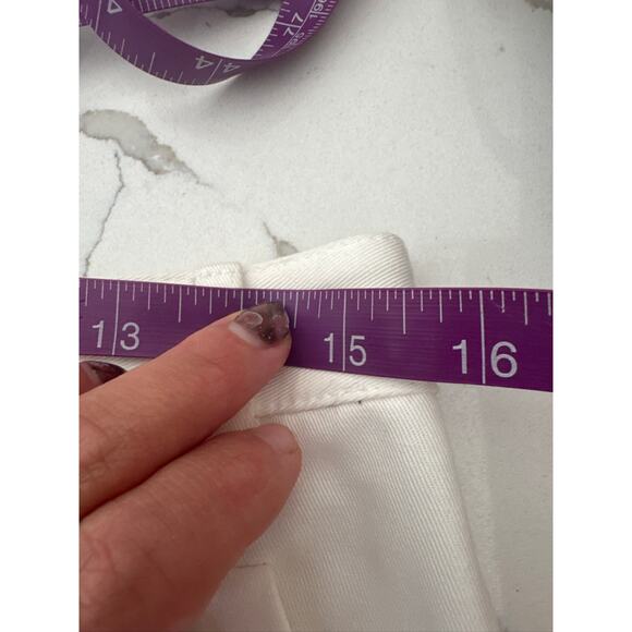 Nili Lotan Cotton Utility Shorts in White - Size 8 - Picture 7 of 8